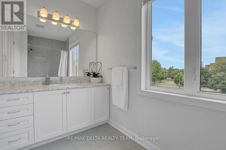 28745097/370-aquaview-drive/avalon-east/ottawa/ontario/K4A5K5_23