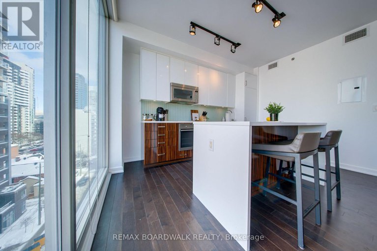 29339119/803-300-lisgar-street/ottawa-centre/ottawa/ontario/K2P0E2_13