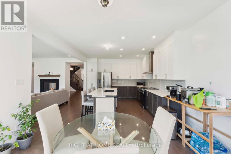 28898810/848-beckton-heights-s/stittsville-south/ottawa/ontario/K2S2X9_7
