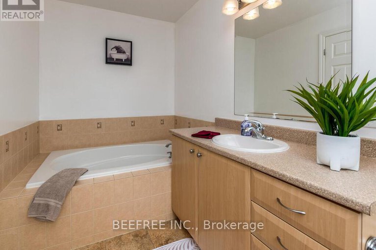 28437006/127-forestbrook-street/morgans-grantsouth-march/ottawa/ontario/K2K0A8_11