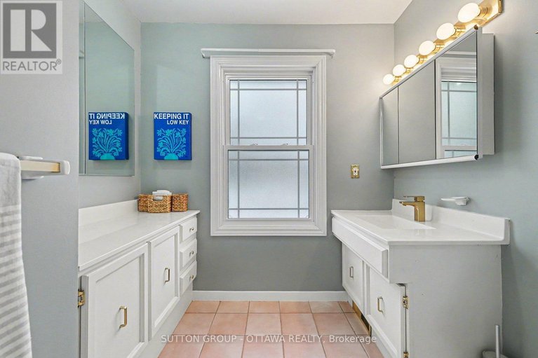 29227588/265-mcclellan-road/arlington-woods/ottawa/ontario/K2H8N7_30