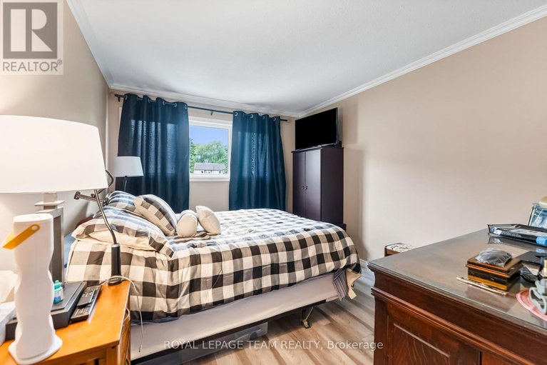 28451879/76-peary-way/katimavik/ottawa/ontario/K2L1Z8_20