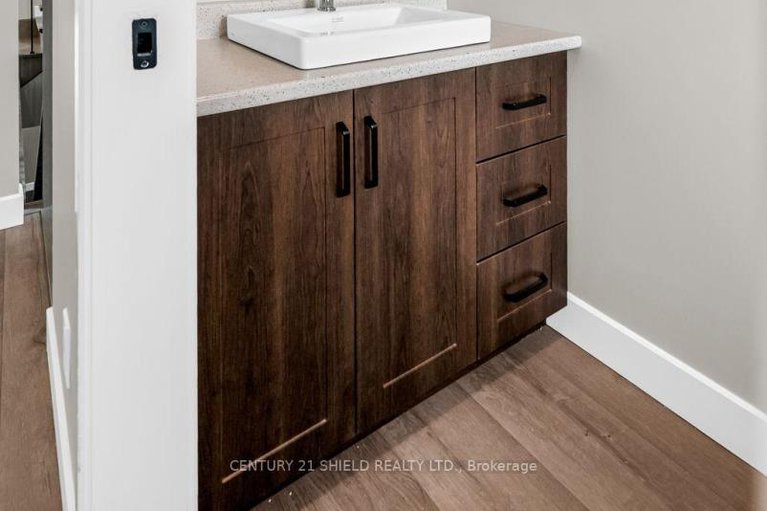 29273182/6831-monument-way/lancaster/south-glengarry/ontario/K0C2C0_4