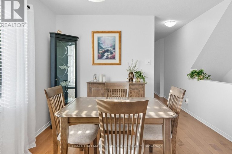 29595163/10-lakepointe-drive/avalon-east/ottawa/ontario/K4A5E3_8