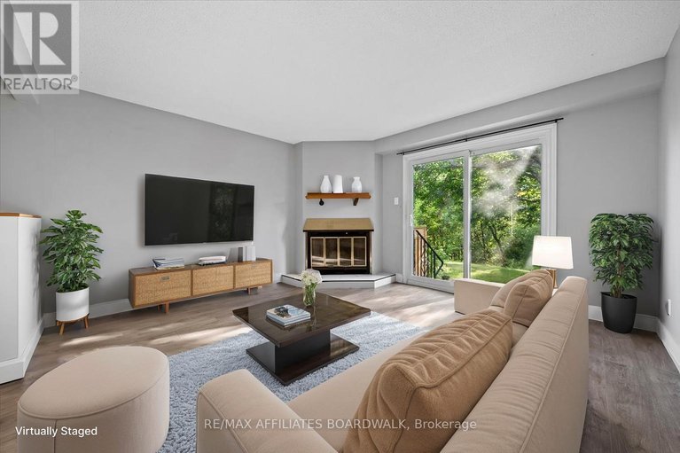 29211965/6482-bilberry-drive-w/convent-glen-north/ottawa/ontario/K1C4N8_16