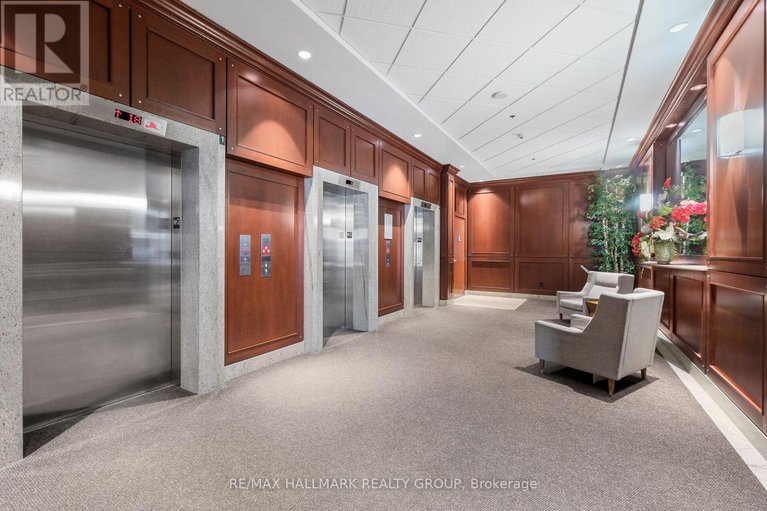 29651498/2404-234-rideau-street/sandy-hill/ottawa/ontario/K1N0A9_6