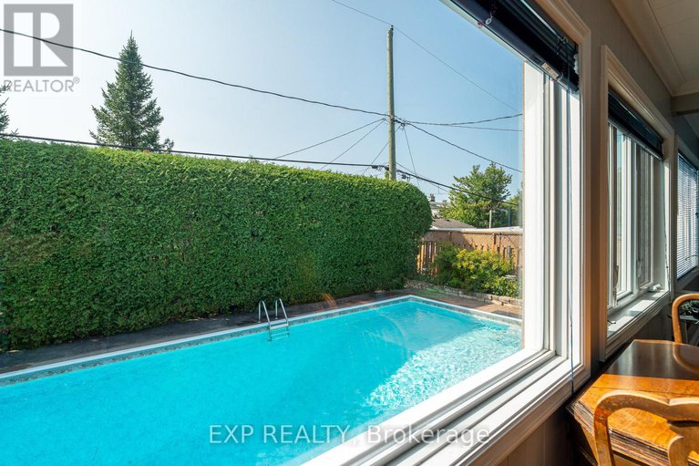 28844874/1828-lorraine-avenue/urbandale-acres/ottawa/ontario/K1H6Z8_14