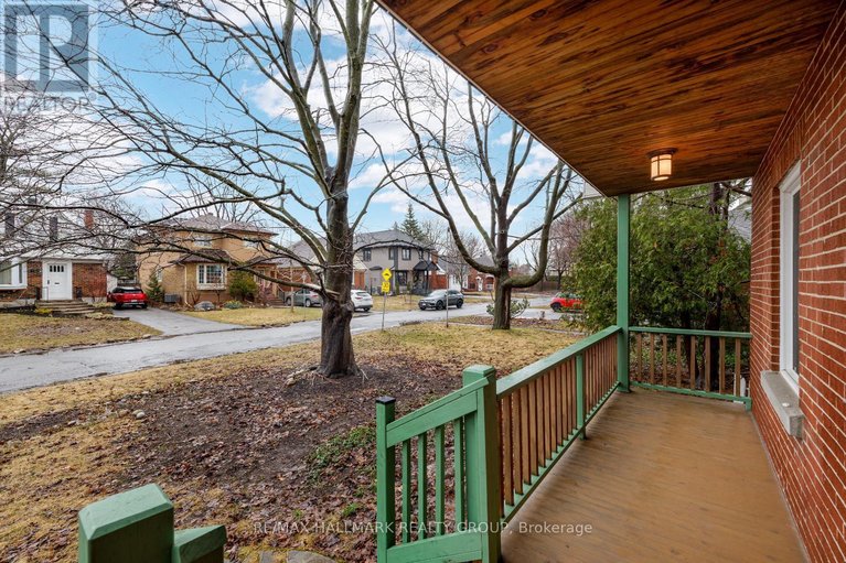 29608672/448-brennan-avenue/westborohampton-park/ottawa/ontario/K1Z6J8_2