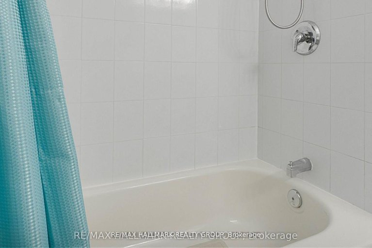 29386053/93-cedarock-drive/bridlewood/ottawa/ontario/K2M2H5_20