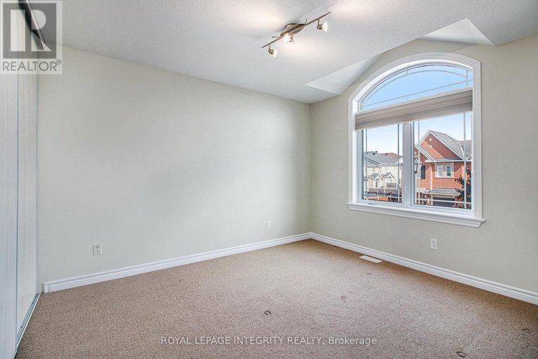 28953001/324-branthaven-street/avalon-east/ottawa/ontario/K4A0H1_26