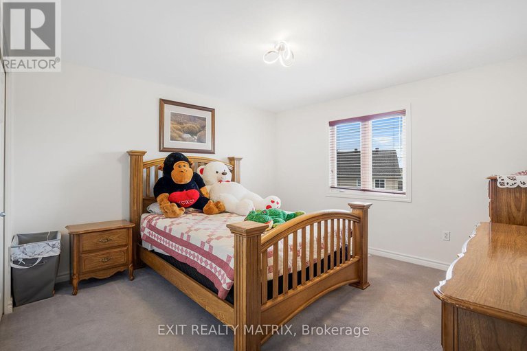 28188636/569-emerald-street/town-of-rockland/clarence-rockland/ontario/K4K0B9_18