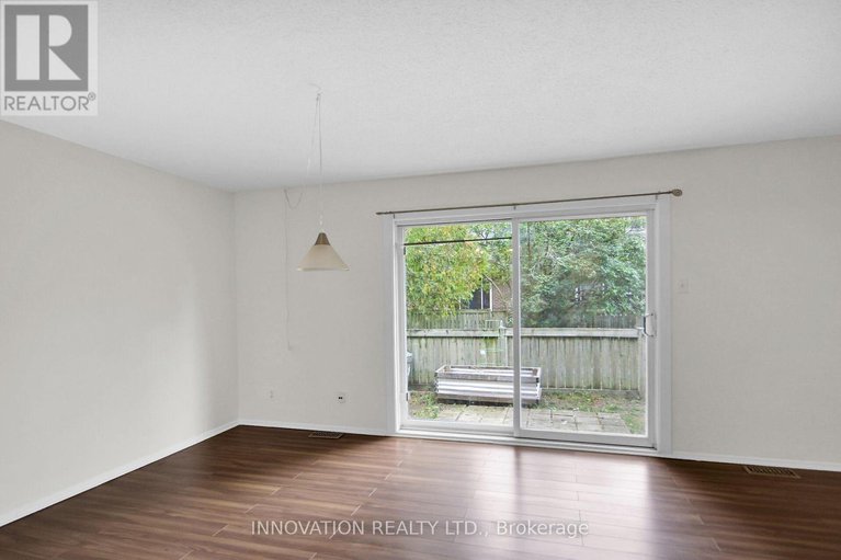28915689/26-corley-private/heron-gateindustrial-park/ottawa/ontario/K1V8T7_9