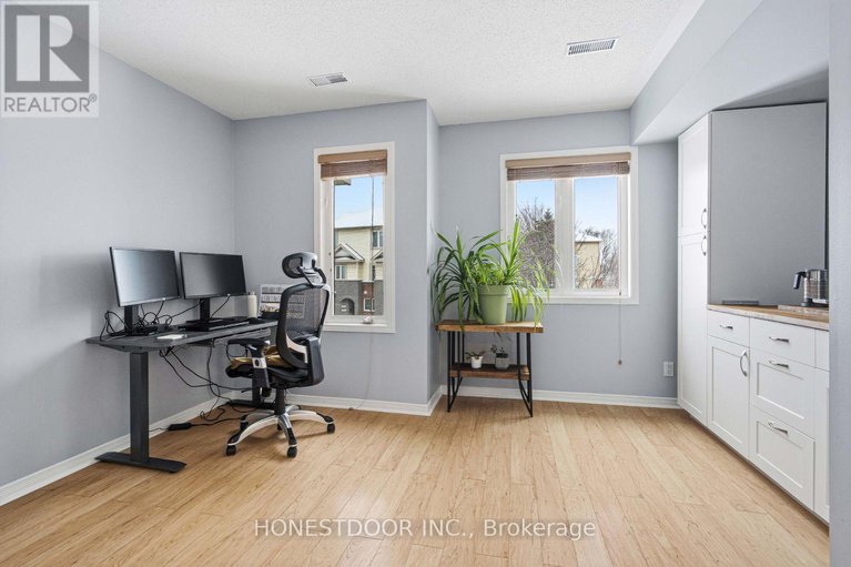 29160149/81-strathaven-private/cyrville/ottawa/ontario/K1J1K7_11