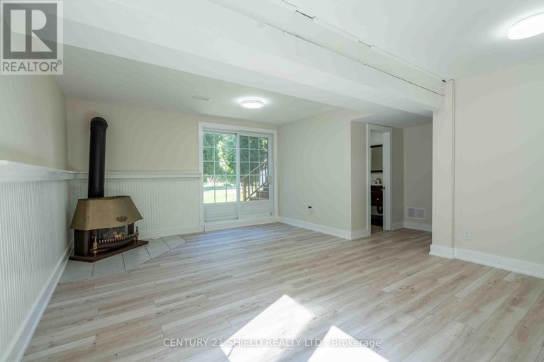 28917296/18915-glen-road/south-glengarry-charlottenburgh-twp/south-glengarry/ontario/K0C2J0_17