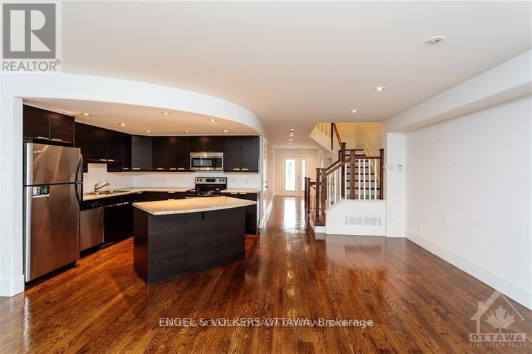 29456645/144-montauk/carleton-heights/ottawa/ontario/K2C2B4_11