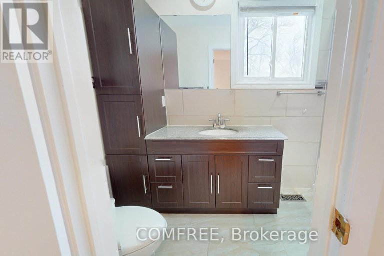 28379569/25-seguin-street/cardinal-heights/ottawa/ontario/K1J6P4_14