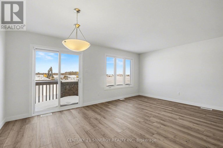 29431373/31-helen-street/north-stormont-finch-twp/north-stormont/ontario/K0A1R0_9