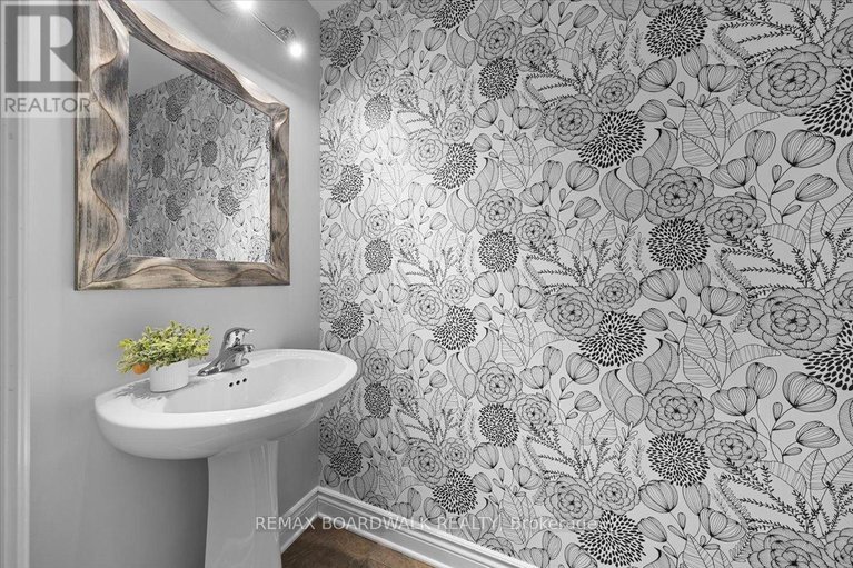 29616180/6830-breanna-cardill-street/greely/ottawa/ontario/K4P0C1_6