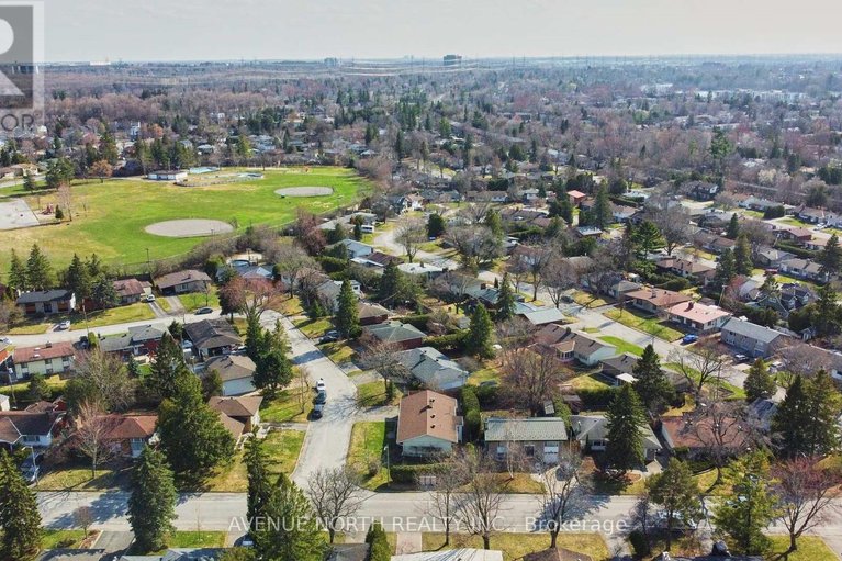 29653948/980-wiseman-crescent/riverside-park/ottawa/ontario/K1V8J4_47