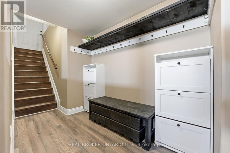 29394653/933-craig-road/north-grenville-twp-kemptville-south/north-grenville/ontario/K0G1S0_35