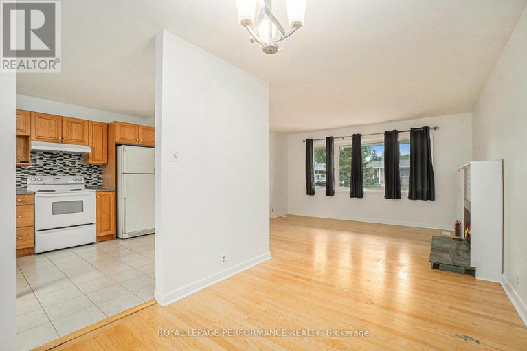 28532553/8-newgale-street/crystal-beach/ottawa/ontario/K2H5R3_7