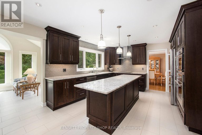28689701/1410-sherruby-way/rural-kanata-central/ottawa/ontario/K2W1B1_9
