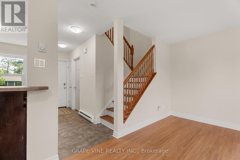 28621657/72-1250-mcwatters-road/queensway-terrace-southridgeview/ottawa/ontario/K2C3P5_8