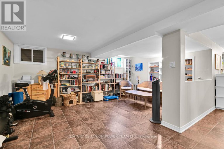 29376844/95-837-eastvale-drive/beaconwood/ottawa/ontario/K1J7T5_31