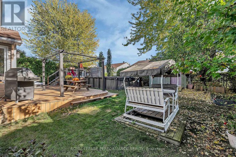 29100825/3084-lemay-circle/town-of-rockland/clarence-rockland/ontario/K4K1A9_41