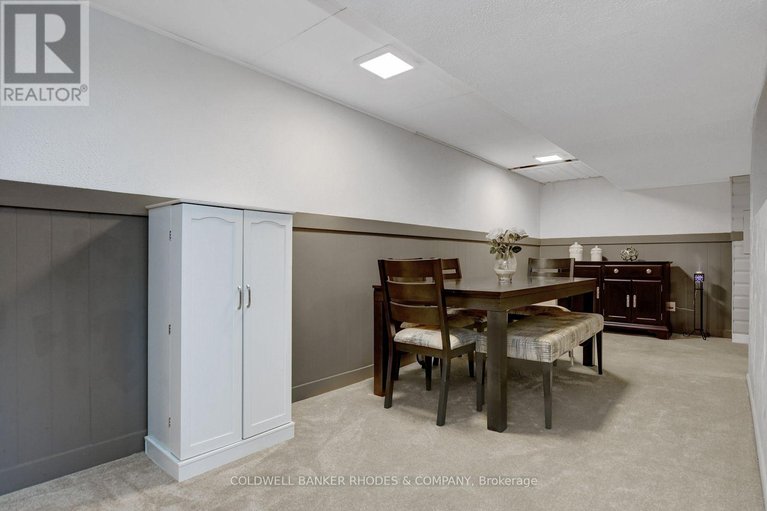 29583766/2424-heaton-avenue/hawthorne-meadows/ottawa/ontario/K1G1J2_23