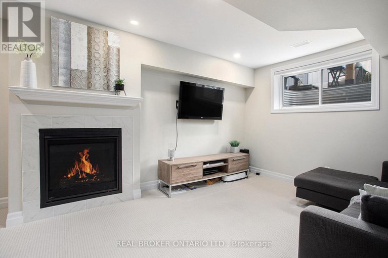 28928628/767-cairn-crescent/mer-bleuebradley-estatesanderson-park/ottawa/ontario/K1W0P4_27