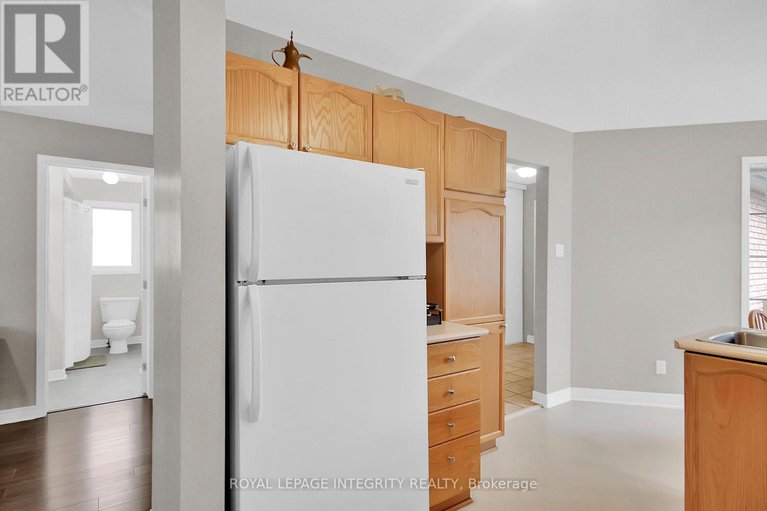 28785907/22-halkirk-avenue/glencairnhazeldean/ottawa/ontario/K2V1B5_11