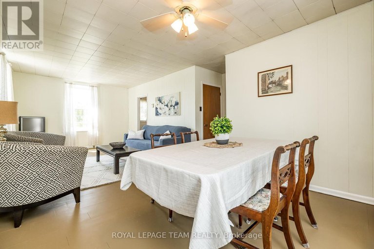 28723611/2106-dunrobin-road/kanata-north-east/ottawa/ontario/K0A1T0_18