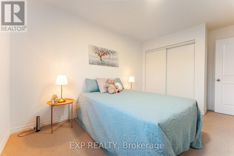 28328665/137-hawkeswood-drive/riverside-southgloucester-glen/ottawa/ontario/K4M0E6_30