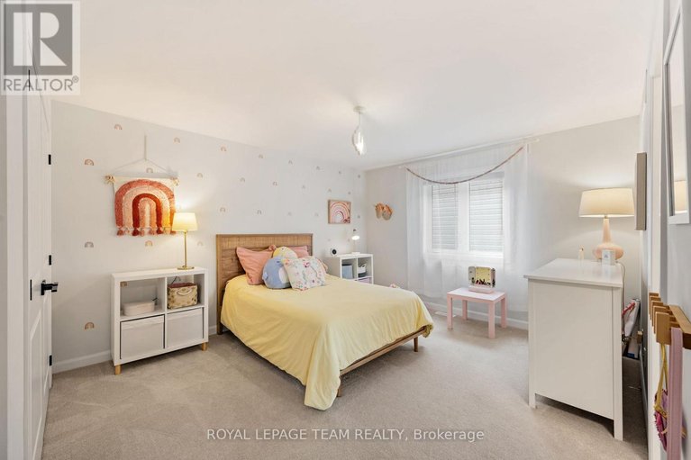 29682994/98-ralph-erfle-way/half-moon-bay/ottawa/ontario/K2J6W2_27