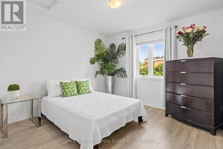 28459487/407-330-montee-outaouais-street/town-of-rockland/clarence-rockland/ontario/K4K1G2_27