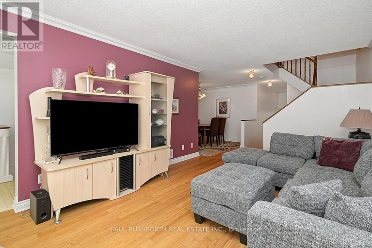 28485163/6146-oak-meadows-drive/chapel-hill/ottawa/ontario/K1C7G7_6