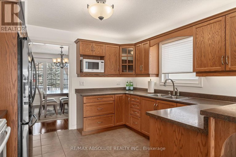 29431379/192-fairbairn-bros-street/almonte/mississippi-mills/ontario/K1A0A1_14