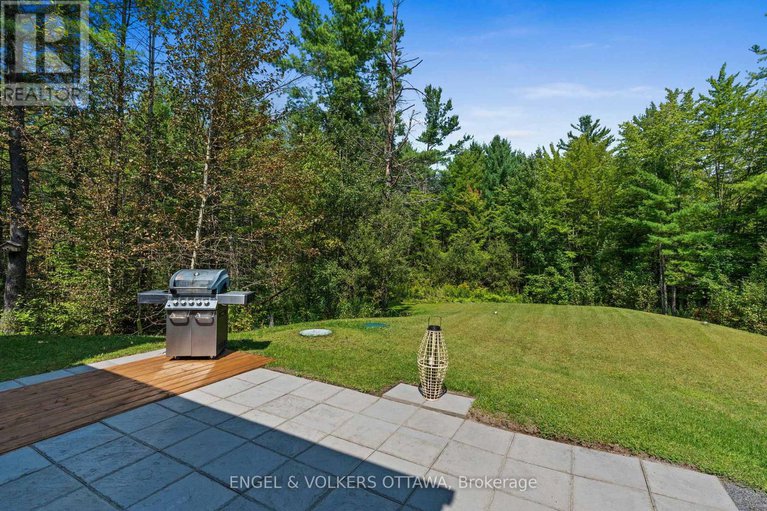 28261133/108-edith-margaret-place/huntley-ward-north-east/ottawa/ontario/K2W1A8_40
