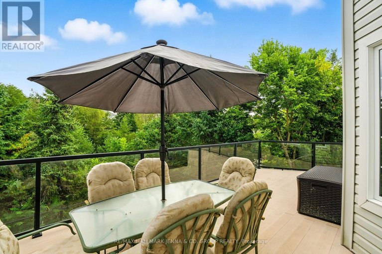 29514784/2649-fallingwater-circle/half-moon-bay/ottawa/ontario/K2J0R6_33