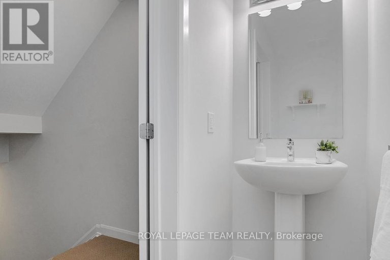 29611394/520-aglish-mews/half-moon-bay/ottawa/ontario/K2J6Y2_23