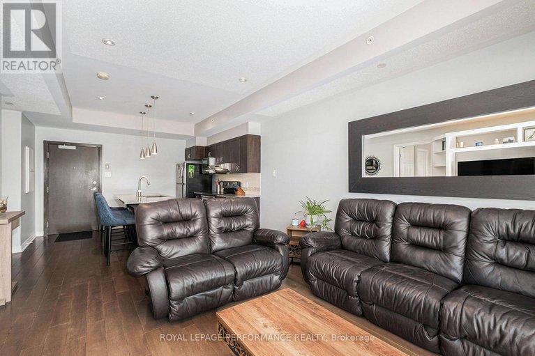 28485160/203-140-montblanc-pvt/convent-glen-north/ottawa/ontario/K1C0B3_6