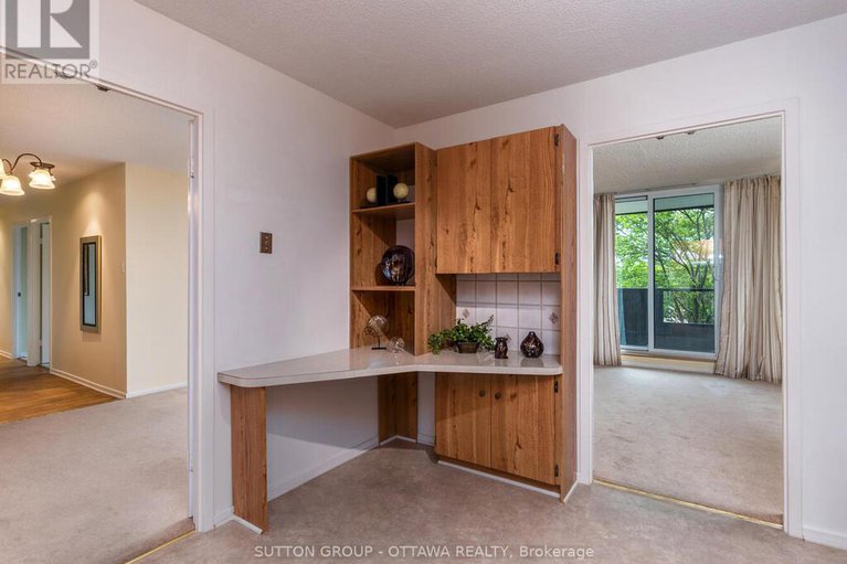 28867900/203-2951-riverside-drive/mooneys-bayriverside-park/ottawa/ontario/K1V8W6_18
