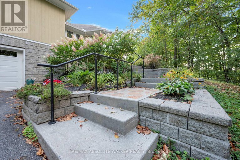 28811335/104-margaret-anne-drive/huntley-ward-south-east/ottawa/ontario/K0A1L0_3