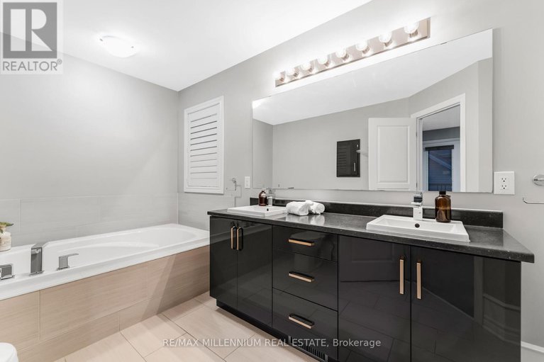 29055577/327-ballinville-circle/riverside-south/ottawa/ontario/K4M0E2_29