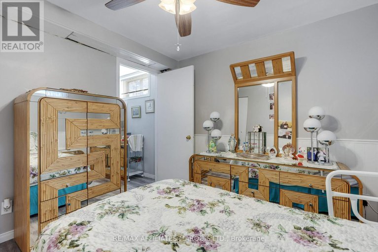 29034285/21-ste-therese-boulevard/embrun/russell/ontario/K0A1W0_35