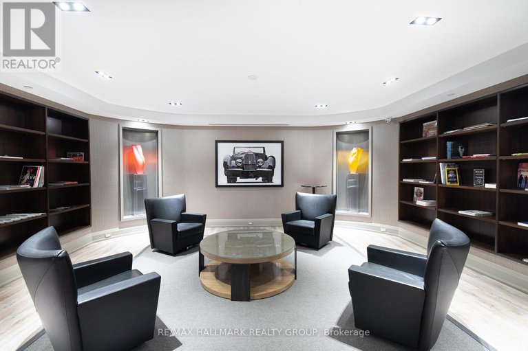 29318664/611-111-champagne-avenue/west-centre-town/ottawa/ontario/K1S5V3_22