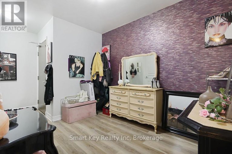 29642091/911-200-besserer-street/sandy-hill/ottawa/ontario/K1N0A7_12