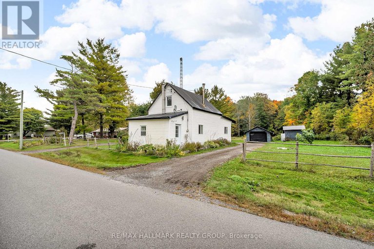 28911971/10450-clark-road/north-dundas-mountain-twp/north-dundas/ontario/K0E1S0_1