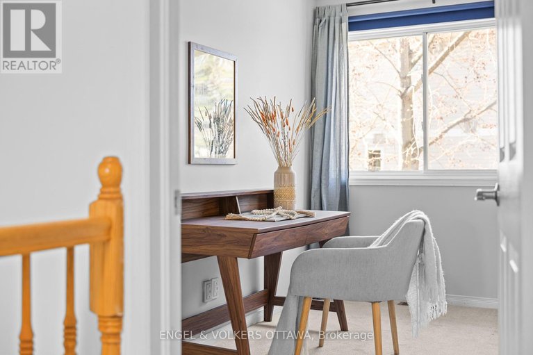 29670402/9-festive-private/central-park/ottawa/ontario/K2C4A1_25